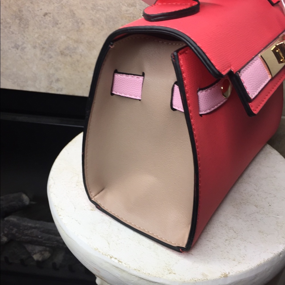 Pretty purse - Picture 4 of 6